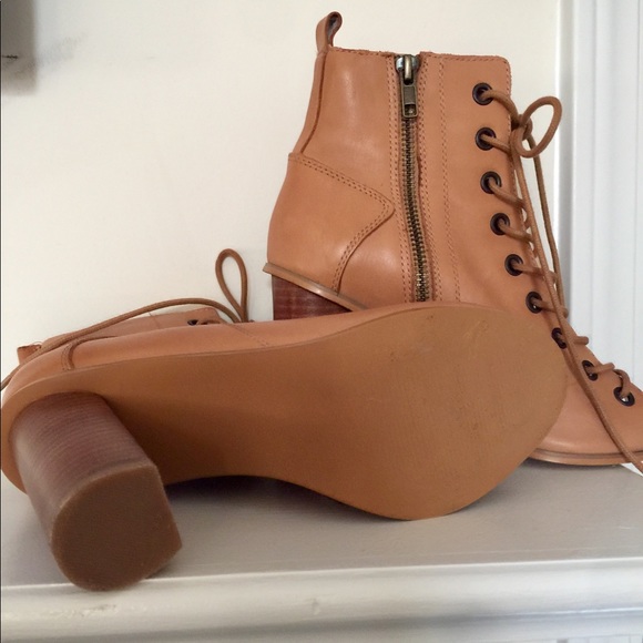 STEVE MADDEN Leather Heels - Picture 3 of 9